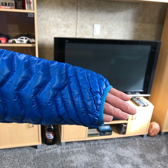 Patagonia pull over - Picture 3 of 6